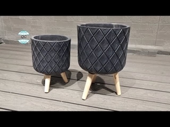 Máy trồng bằng vải đất sét thanh lịch với kết thúc được chạm khắc bằng tay