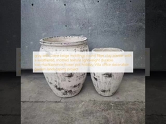 màu xám với một số vết bẩn màu beige cây trồng bằng đất sét sợi tròn với kết cấu bị thời tiết, mờ nhạt, nhẹ, bền bền, bảo trì thấp, nồi hoa kỳ nghỉ, trang trí văn phòng biệt thự, dự án cảnh quan vườn