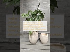 cây trồng đất sét sợi trụ màu trắng trung tính với các chi tiết hoa phức tạp, nhẹ, bền, bảo trì thấp, nồi hoa kỳ nghỉ, trang trí văn phòng biệt thự, công trình cảnh quan vườn