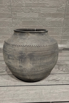Mua Indoor Decoration Fiber Clay Planter Hand Carve Finishing with Charcoal Oven/Warmer Camping Burners Heater/Barbecue online manufacture