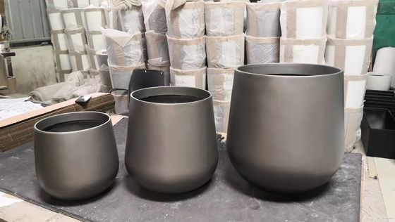 Máy trồng hoa sợi thủy tinh nhựa vườn nhỏ màu sắc bóng sủa bán buôn